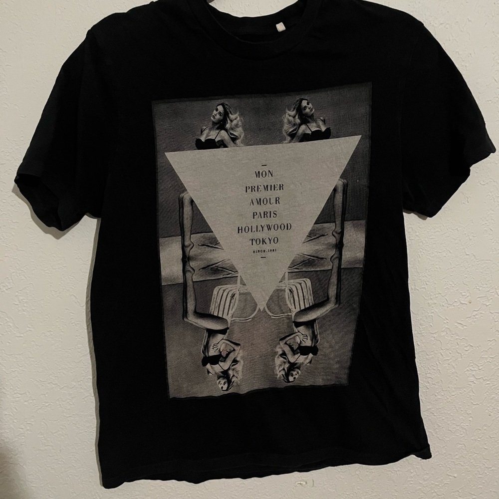 Guess Premier Amor shirt